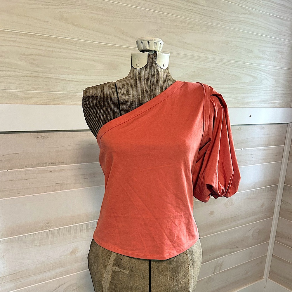 NWT Express One Shoulder Top Sz M